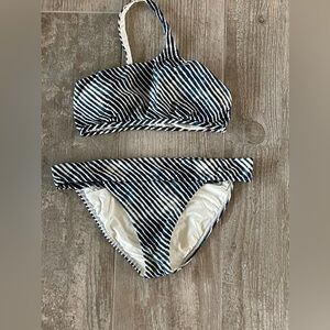 Vix PAULAHERMANNY Bikini